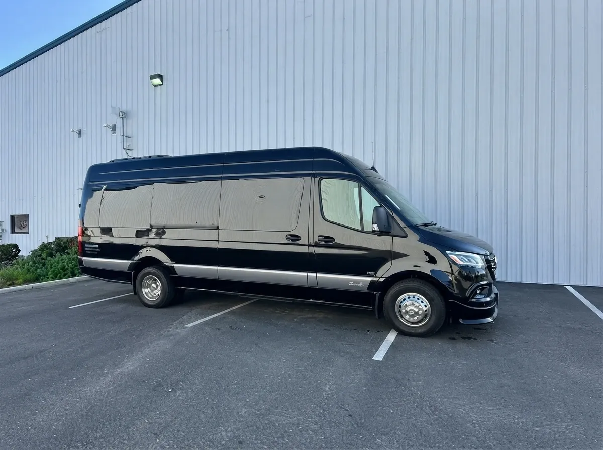 14 Passenger Mercedes-Benz Sprinter Limousine Bus for party bus rental for booking