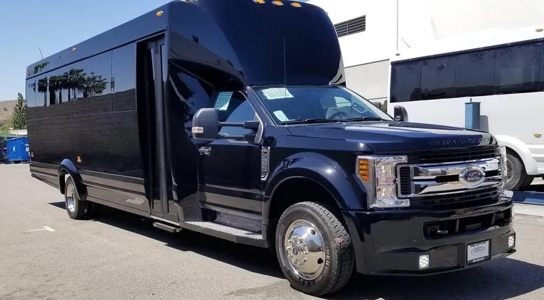 Black Party Bus Black Party Bus for booking