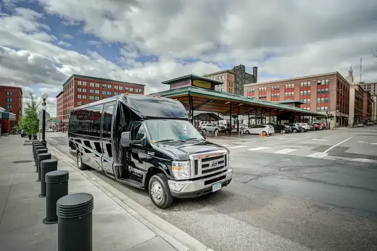 Grech Party Bus (black), with tinted windows