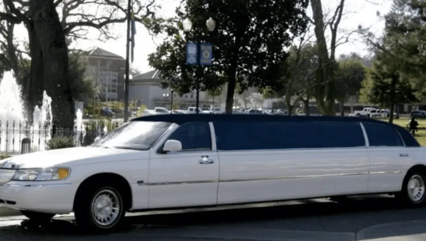 Lincoln Town Car Limousine Tuxedo (white) for party bus rental for booking Lincoln Town Car Limousine Tuxedo (white) for party bus rental for booking