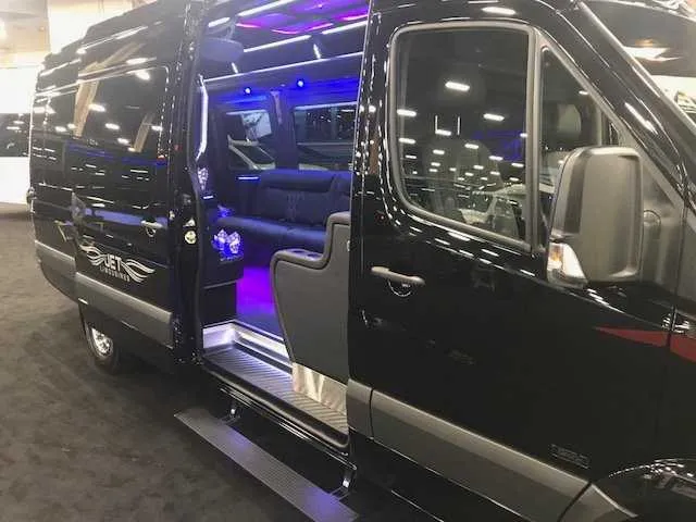 Mercedes-Benz Party Bus Mercedes-Benz Party Bus (black) for booking