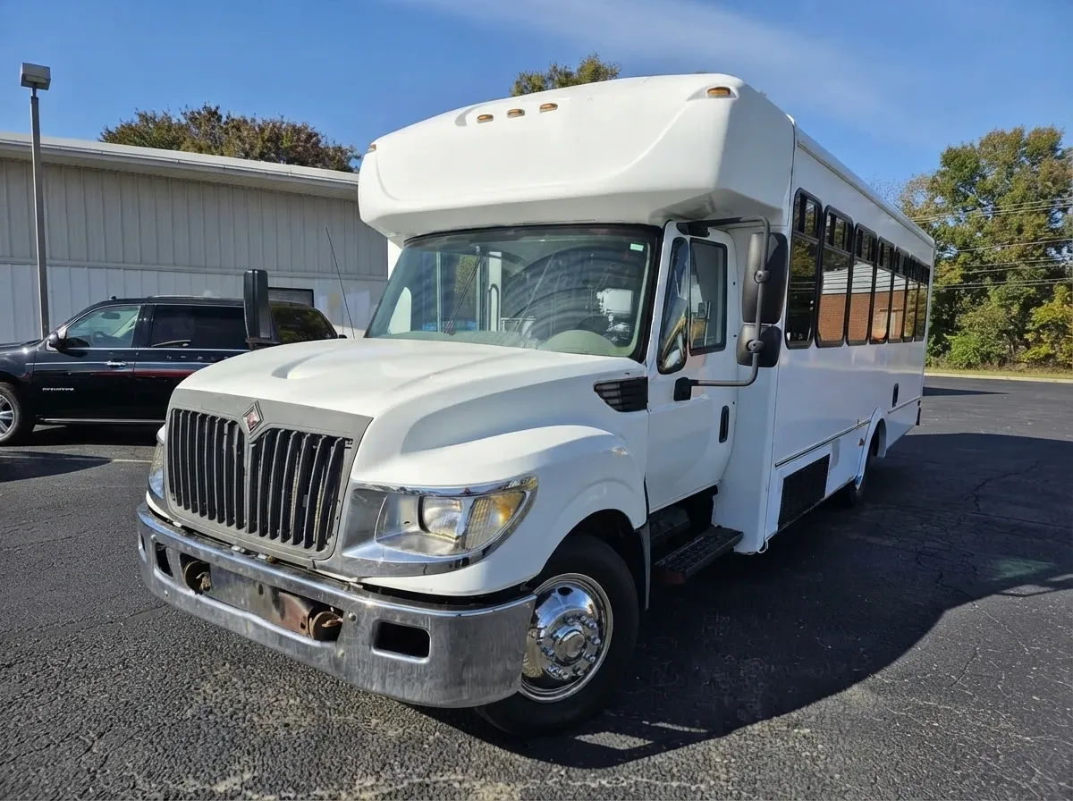18 Passenger Party Bus (white) for booking