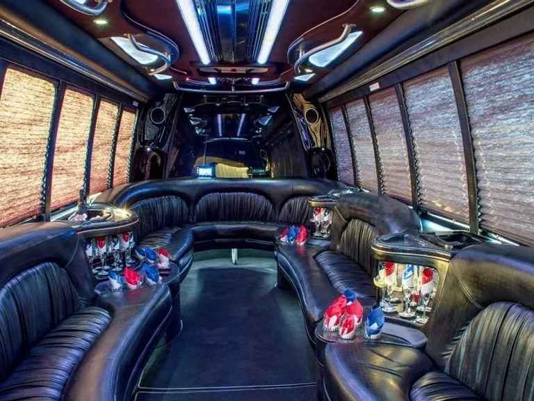 Party Bus / Limousine for booking