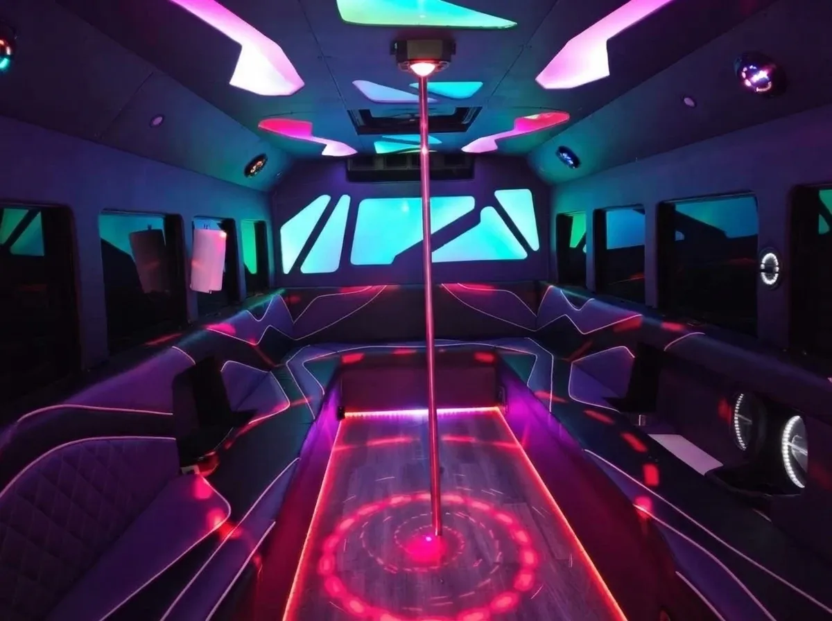 Purpleline Party Bus (white), pic 3